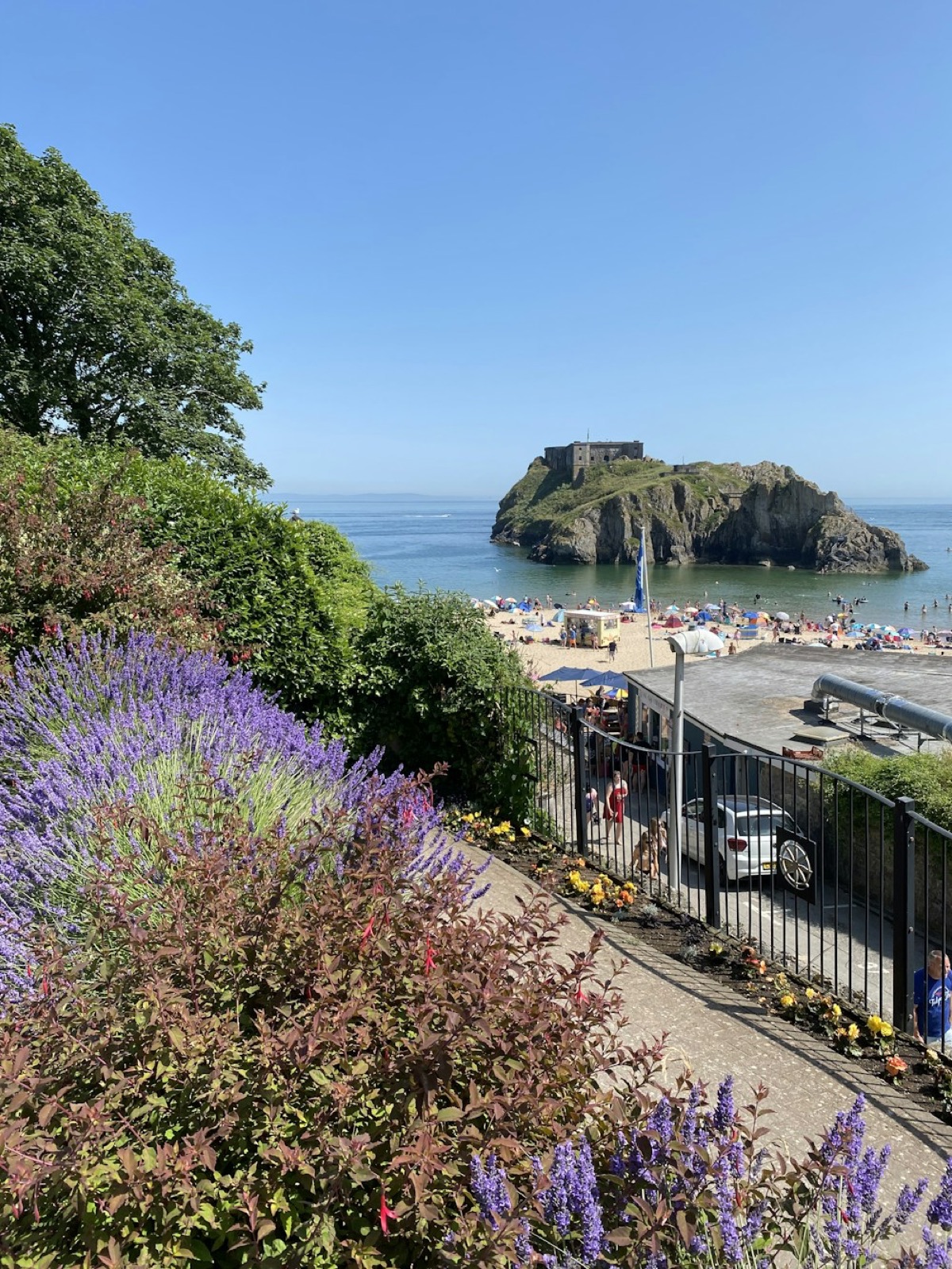 Tenby beach and St Catherine’s Island